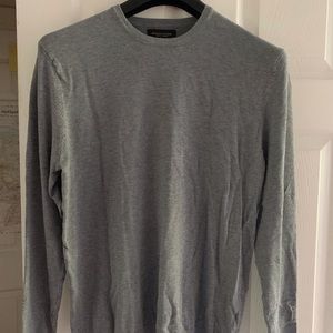 Lightweight grey sweater. Size large